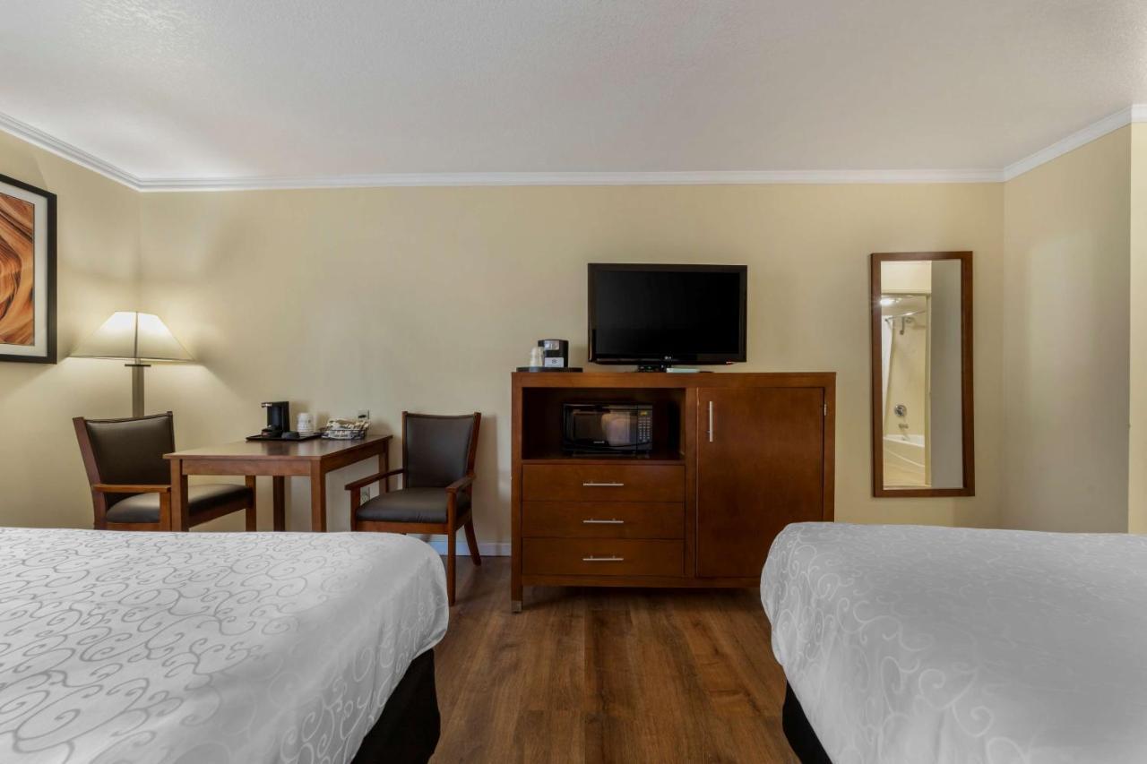 Best Western Plus Northwoods Inn Crescent City Exteriér fotografie