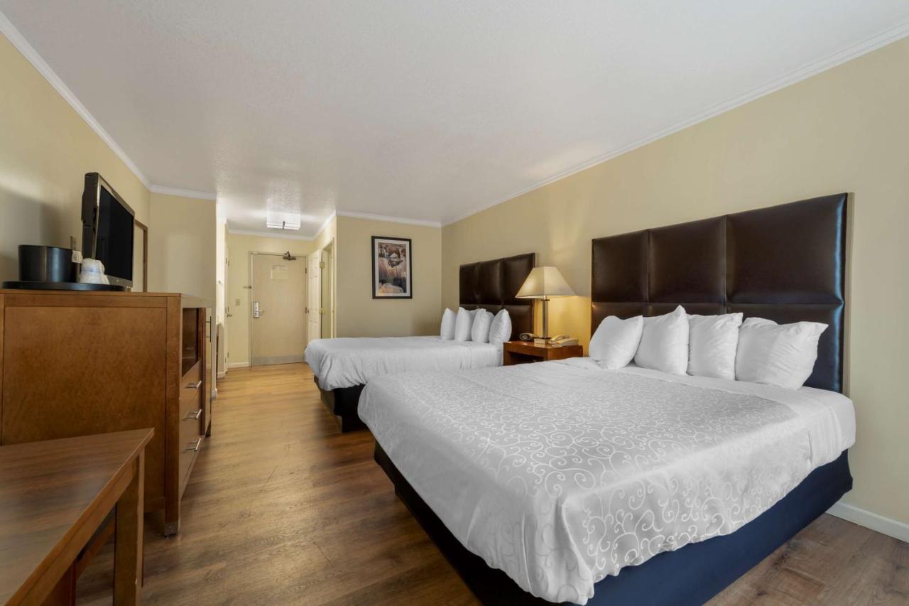 Best Western Plus Northwoods Inn Crescent City Exteriér fotografie